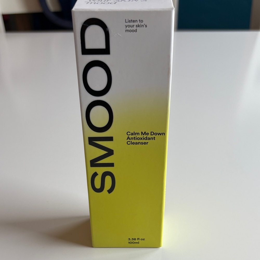 Calm Me Down Antioxidant Cleanser - Yellow